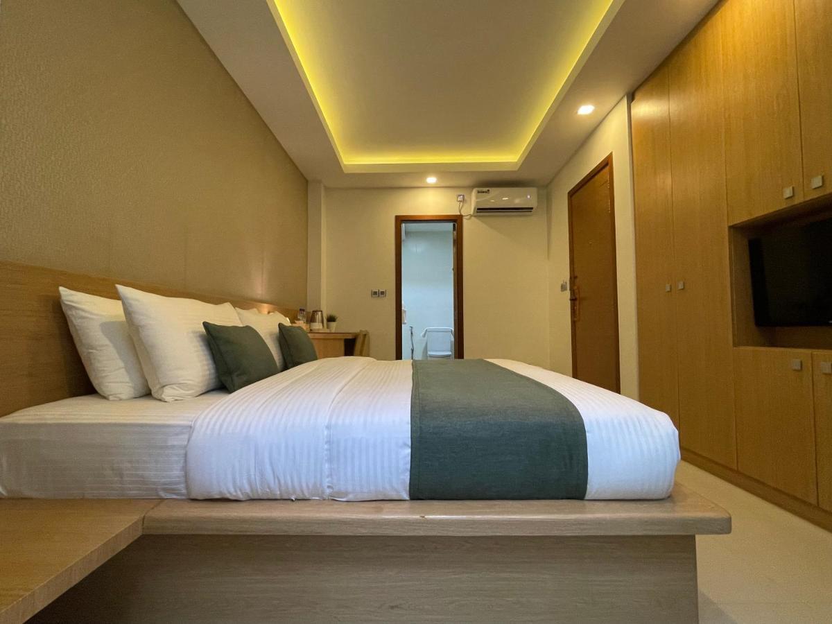 Huvan Beach Hotel At Hulhumalé Eksteriør billede