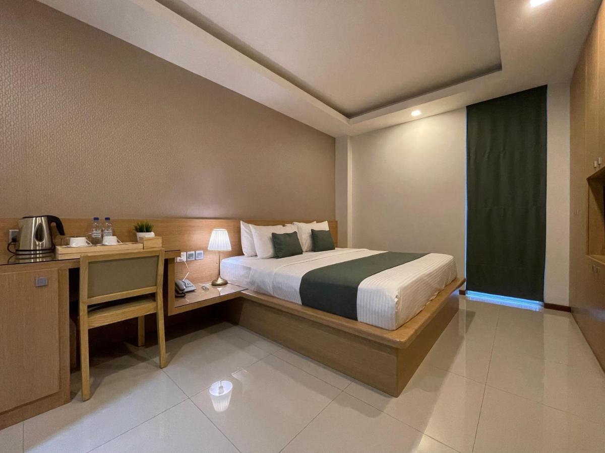 Huvan Beach Hotel At Hulhumalé Eksteriør billede