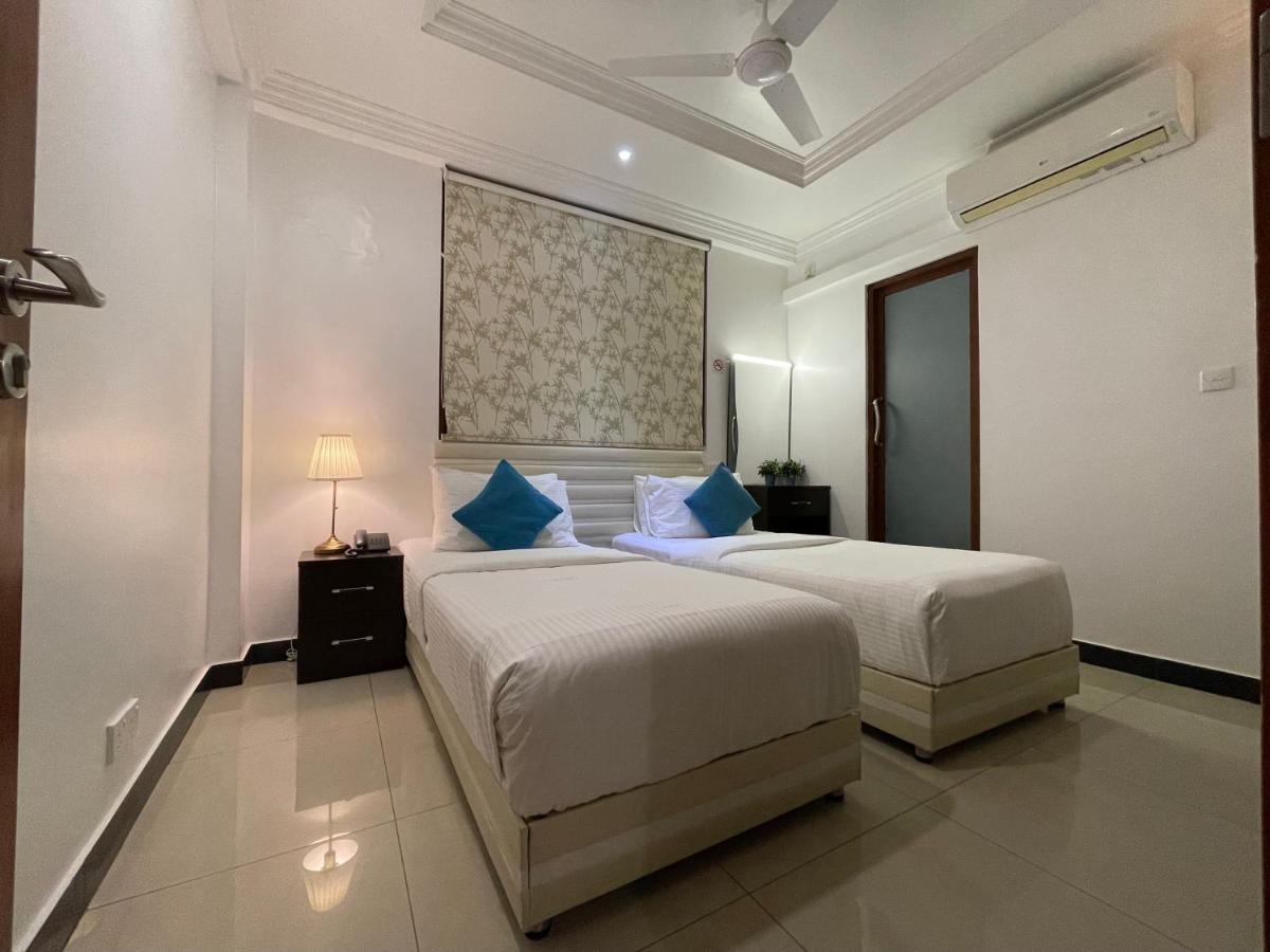 Huvan Beach Hotel At Hulhumalé Eksteriør billede