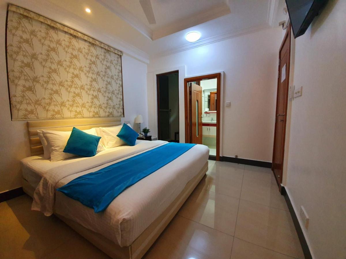 Huvan Beach Hotel At Hulhumalé Eksteriør billede