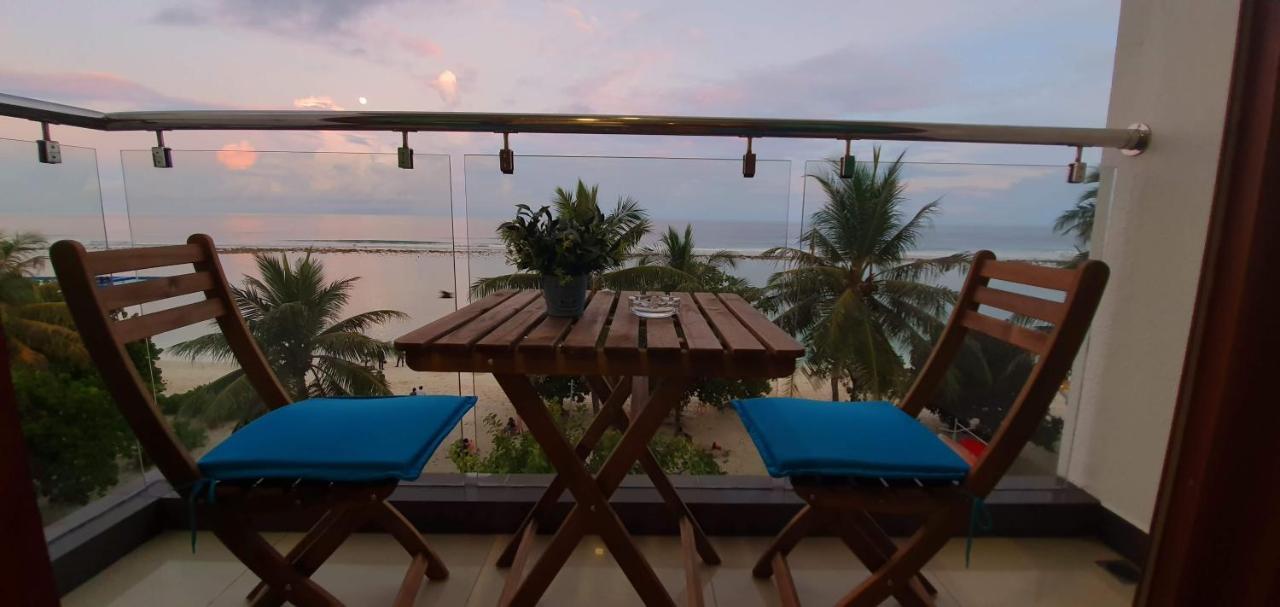 Huvan Beach Hotel At Hulhumalé Eksteriør billede
