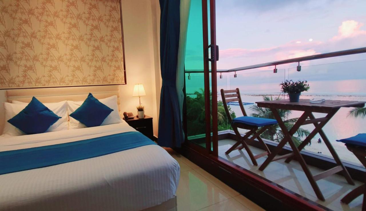 Huvan Beach Hotel At Hulhumalé Eksteriør billede