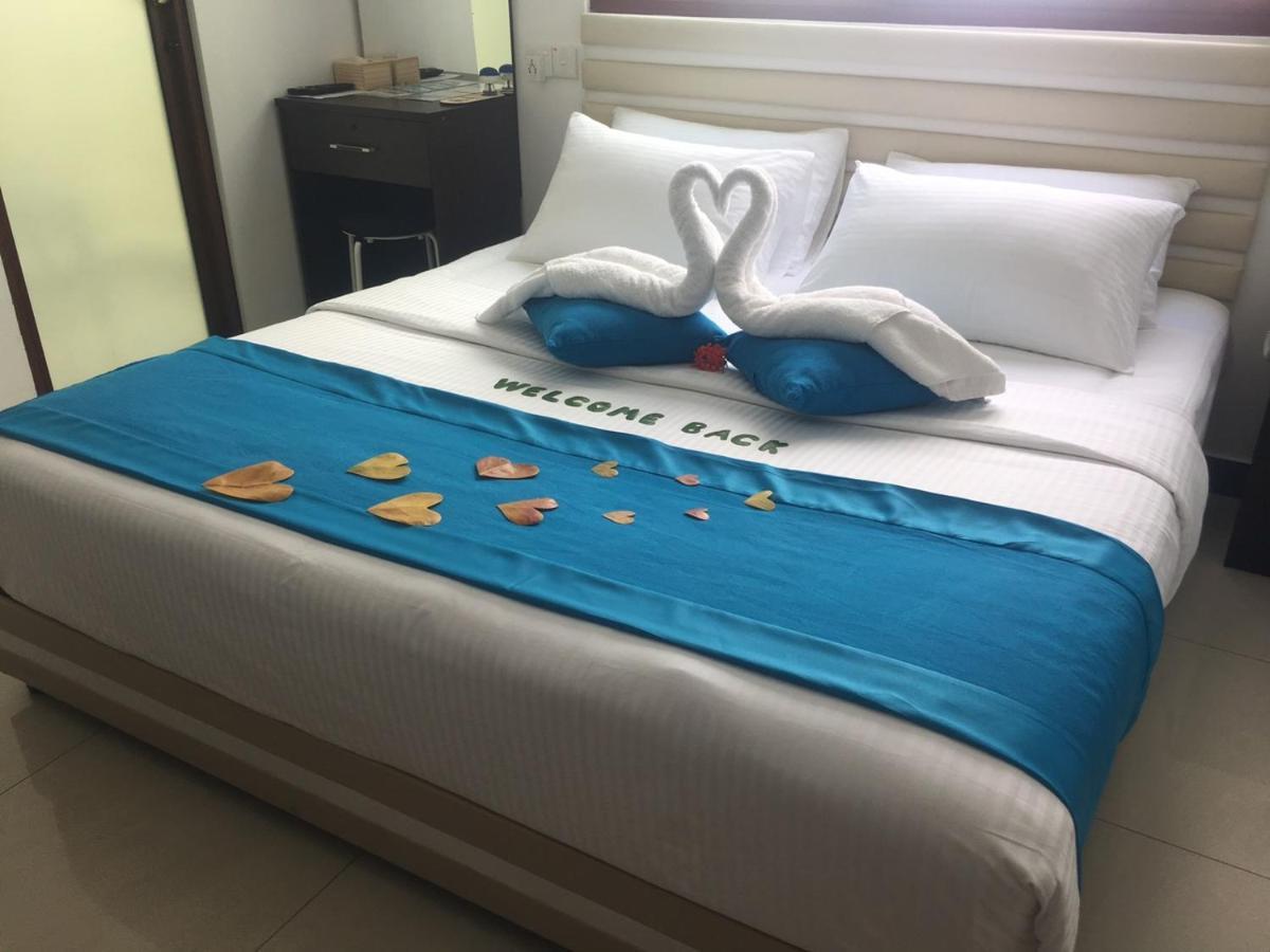 Huvan Beach Hotel At Hulhumalé Eksteriør billede