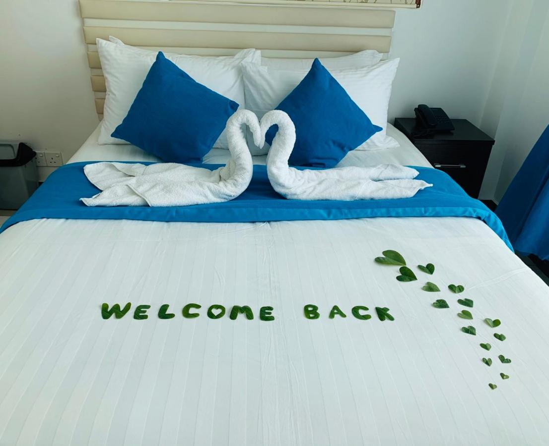 Huvan Beach Hotel At Hulhumalé Eksteriør billede
