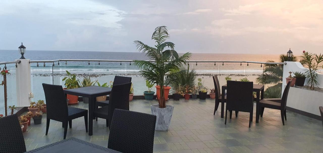 Huvan Beach Hotel At Hulhumalé Eksteriør billede